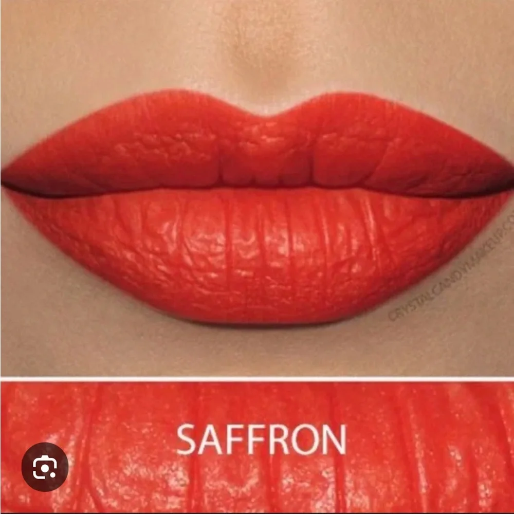 bareMinerals Long Wear Lipstick in Saffron